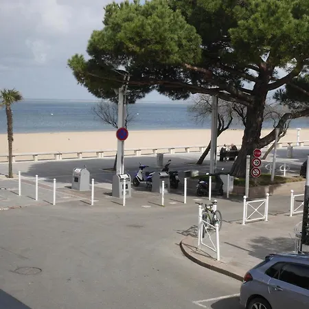 Vue En Hyper Centre Apartment *